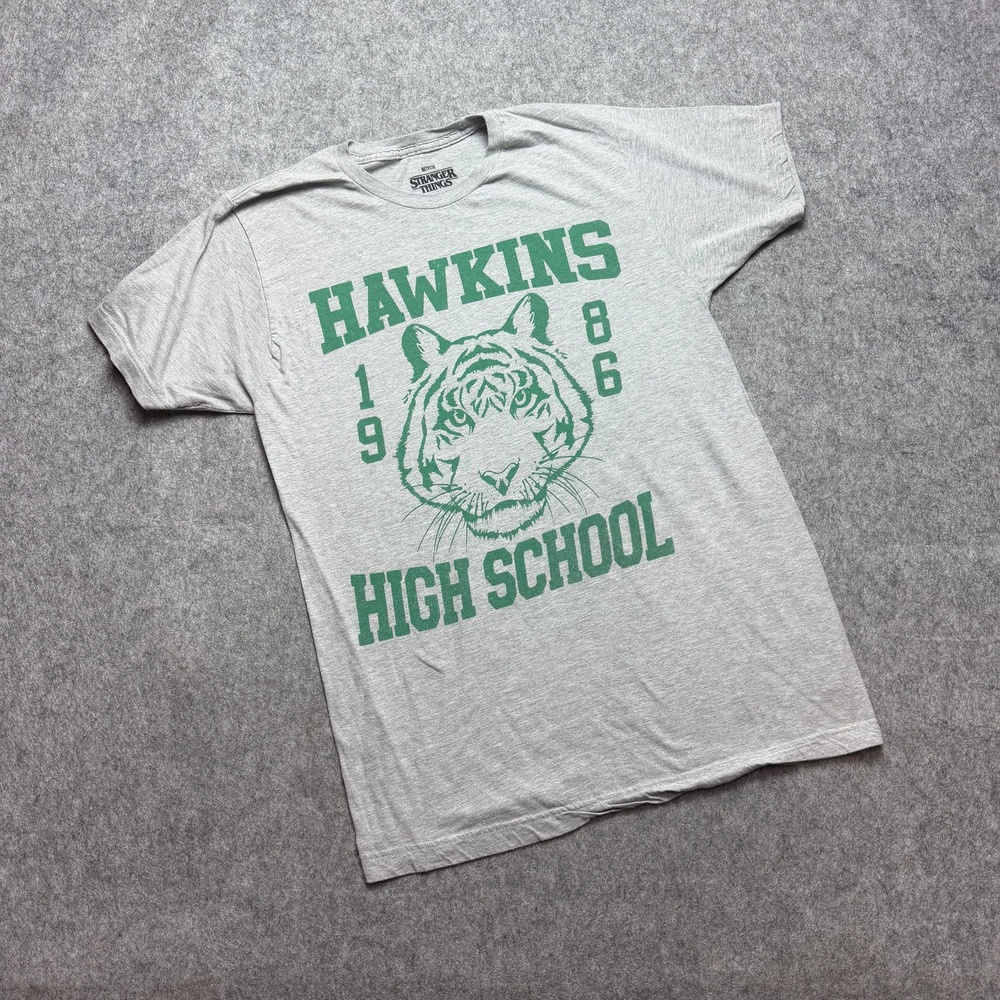 Stranger Things Shirt Mens Large Gray Hawkins High School Tiger Graphic Tee